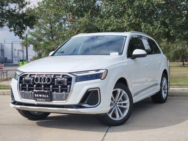 2025 Audi Q7 Vehicle Photo in HOUSTON, TX 77090