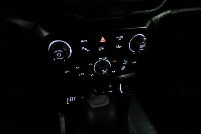 2021 Jeep Renegade Vehicle Photo in Tigard, OR 97223