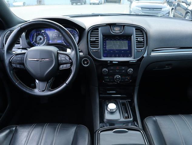 2022 Chrysler 300 Vehicle Photo in DETROIT, MI 48207-4102