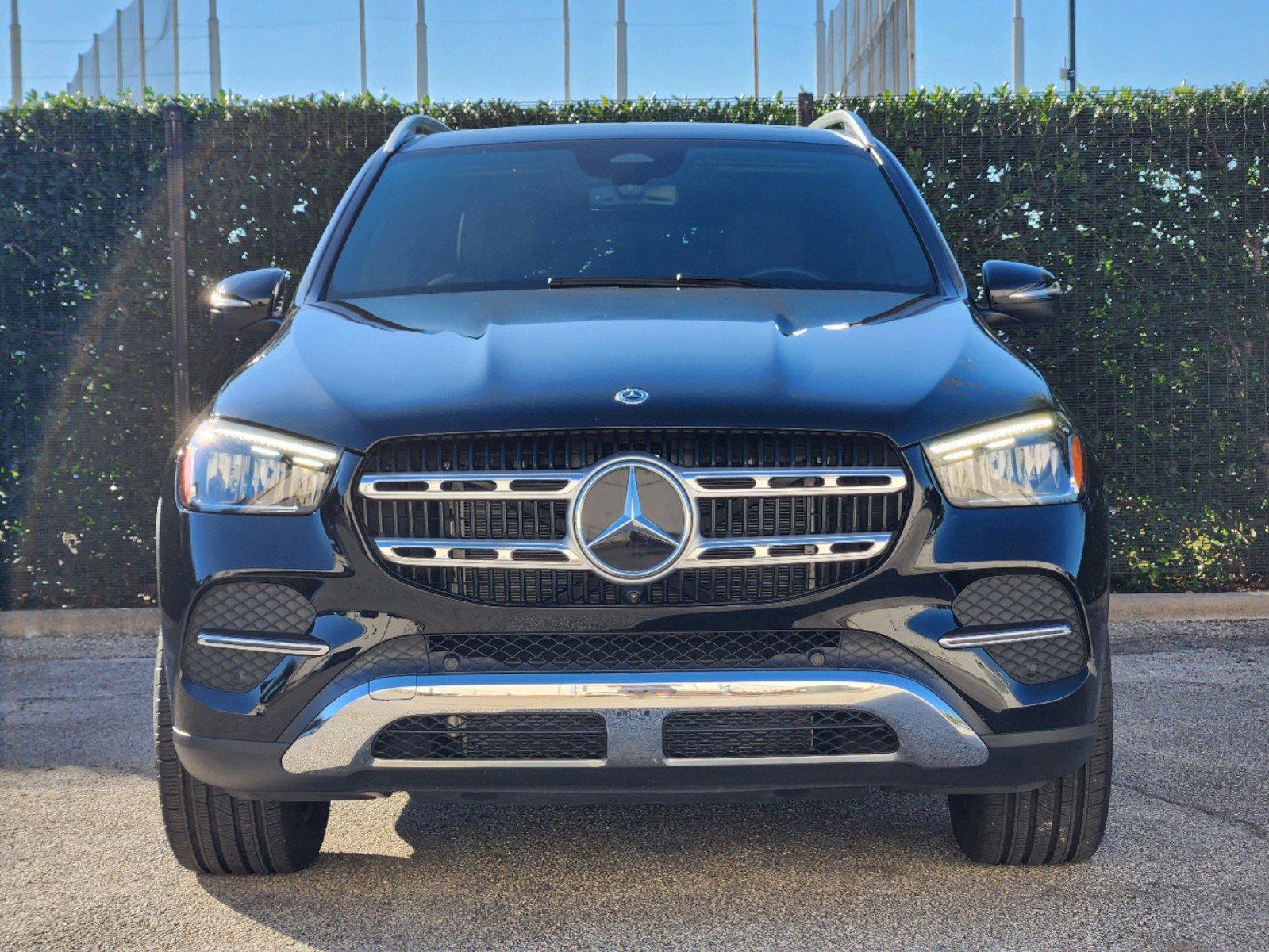 2025 Mercedes-Benz GLE Vehicle Photo in HOUSTON, TX 77079