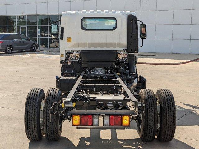 2024 Chevrolet 4500 HD LCF Diesel Vehicle Photo in SELMA, TX 78154-1460