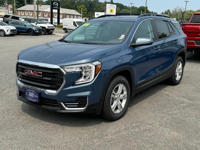 2024 GMC Terrain Vehicle Photo in LOWELL, MA 01852-4336