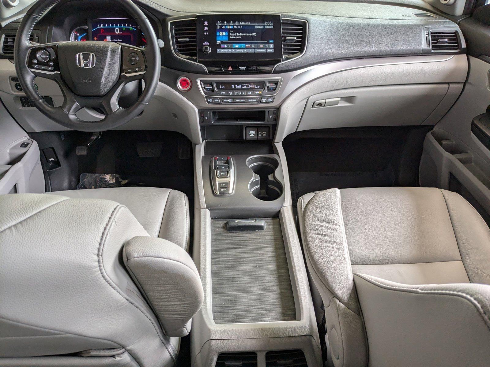 2022 Honda Pilot Vehicle Photo in Miami, FL 33015