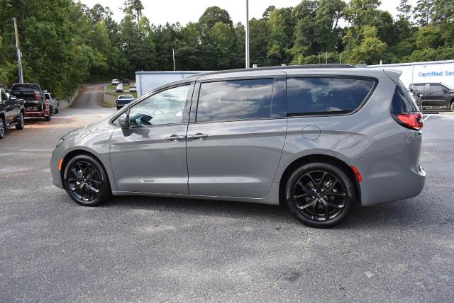 Used 2022 Chrysler Pacifica Touring L with VIN 2C4RC1BG8NR225794 for sale in Macon, GA