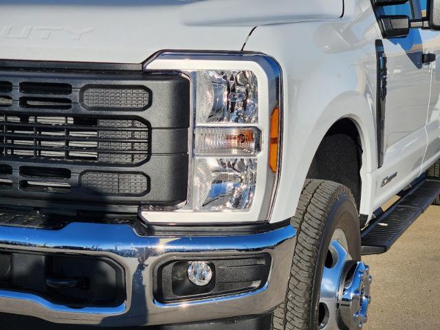 2024 Ford Super Duty F-350 DRW Vehicle Photo in Pilot Point, TX 76258