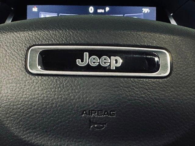 2022 Jeep Grand Cherokee L Vehicle Photo in MEDINA, OH 44256-9631