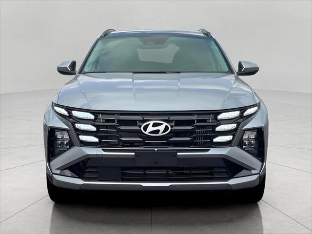 2025 Hyundai TUCSON Hybrid Vehicle Photo in Green Bay, WI 54304