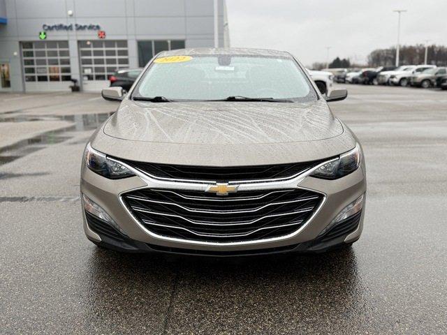 Used 2022 Chevrolet Malibu 1LT with VIN 1G1ZD5STXNF169083 for sale in Willmar, Minnesota