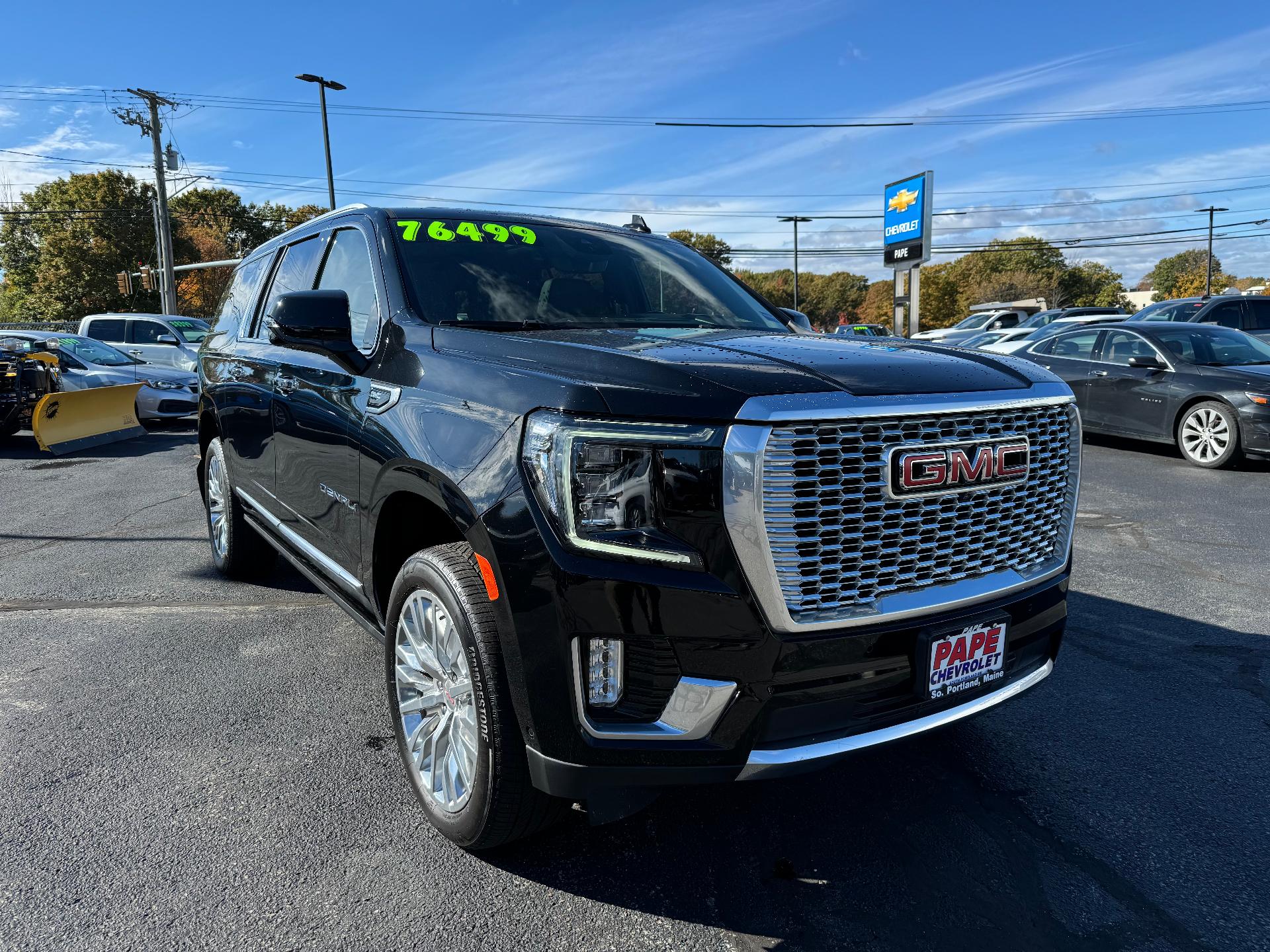 2023 GMC Yukon XL Vehicle Photo in SOUTH PORTLAND, ME 04106-1997