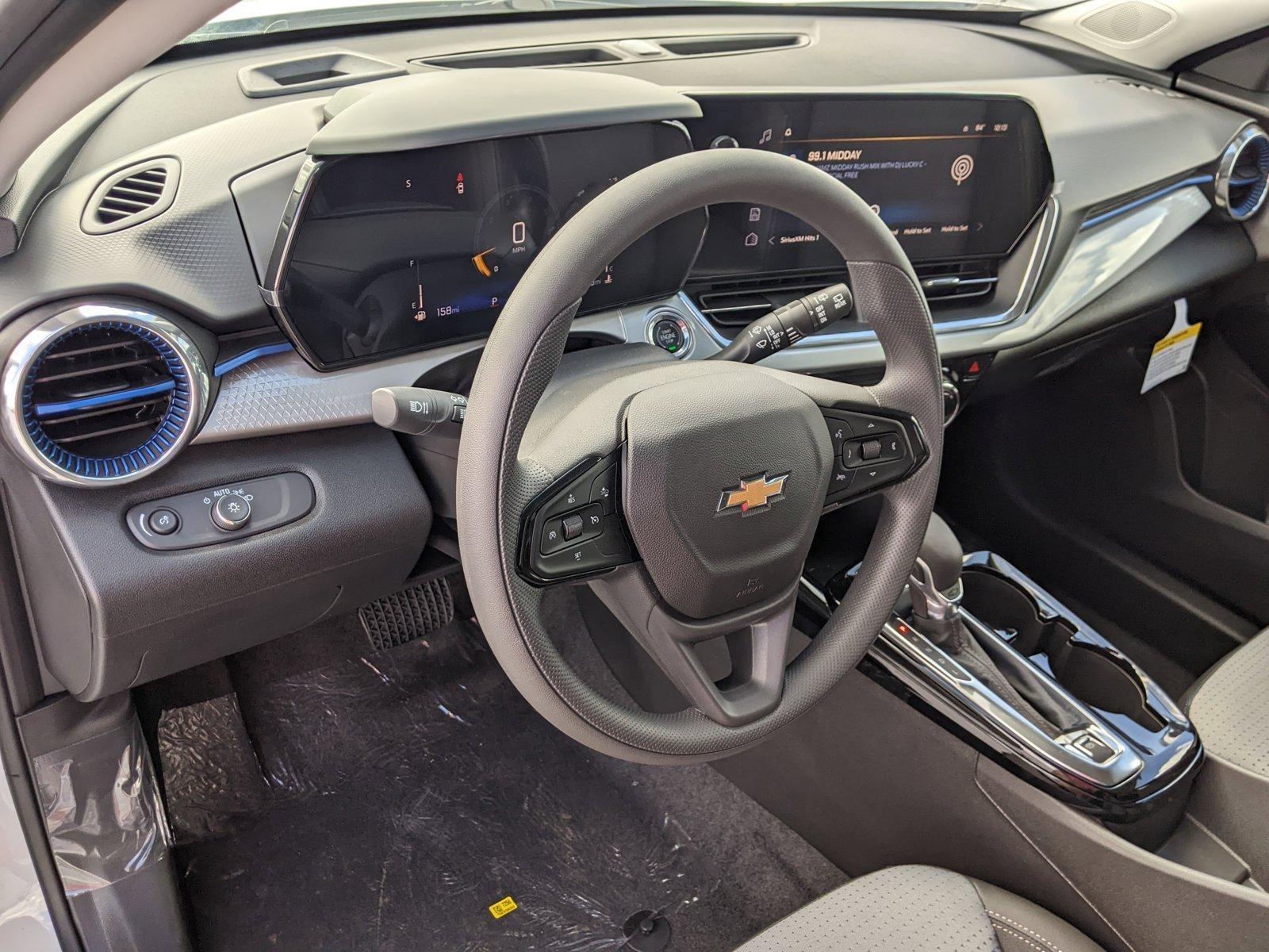 2025 Chevrolet Trax Vehicle Photo in PEMBROKE PINES, FL 33024-6534