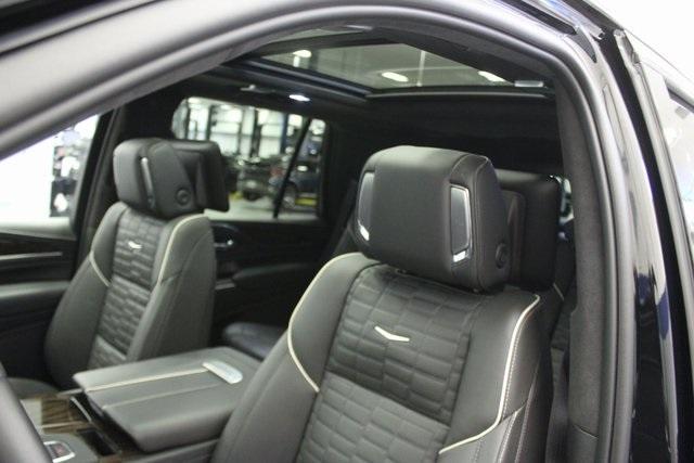 2023 Cadillac Escalade Vehicle Photo in White Plains, NY 10601