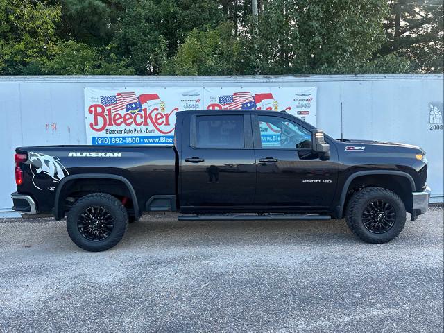 Used 2022 Chevrolet Silverado 2500HD LT with VIN 1GC4YNE73NF130162 for sale in Dunn, NC