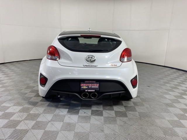 2016 Hyundai Veloster Vehicle Photo in MEDINA, OH 44256-9001