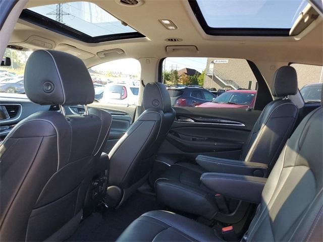 2020 Buick Enclave Vehicle Photo in GRAND BLANC, MI 48439-8139