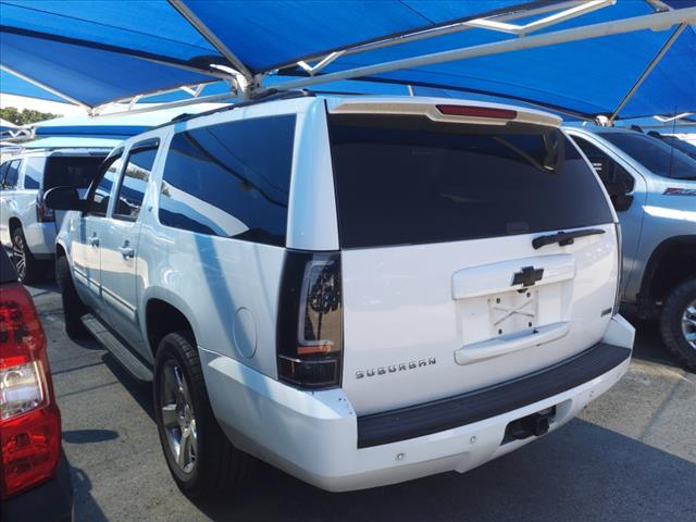 2011 Chevrolet Suburban Vehicle Photo in Denton, TX 76205