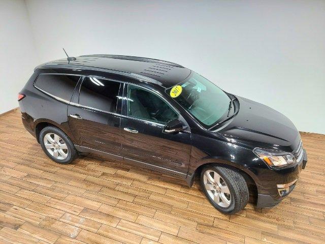 2017 Chevrolet Traverse Vehicle Photo in SAUK CITY, WI 53583-1301