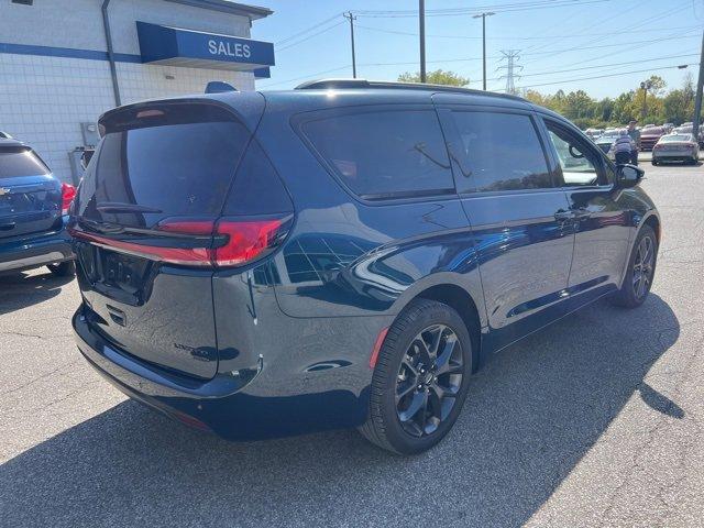 2022 Chrysler Pacifica Vehicle Photo in MILFORD, OH 45150-1684