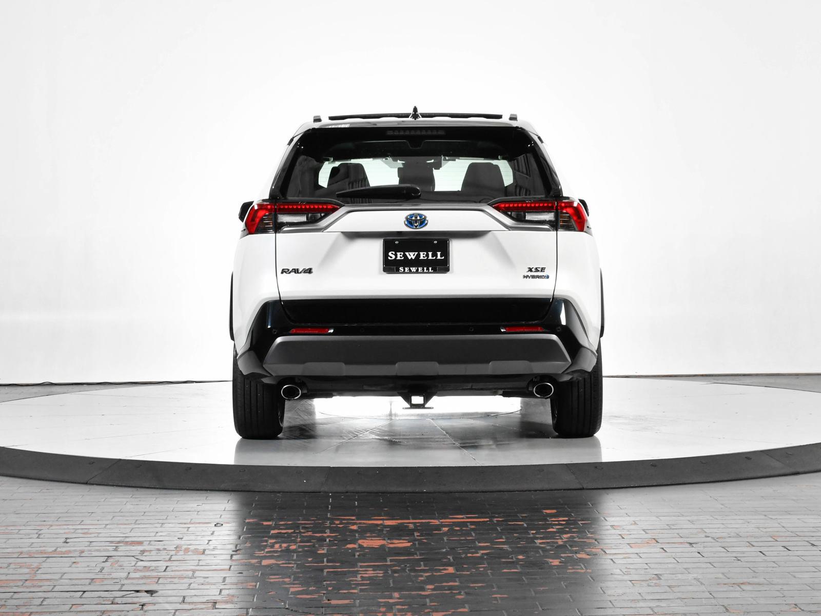 2019 Toyota RAV4 Vehicle Photo in DALLAS, TX 75235