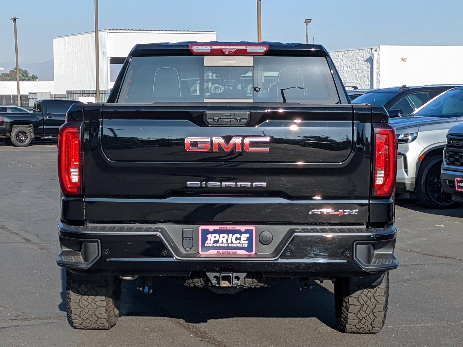 2023 GMC Sierra 1500 Vehicle Photo in VALENCIA, CA 91355-1705