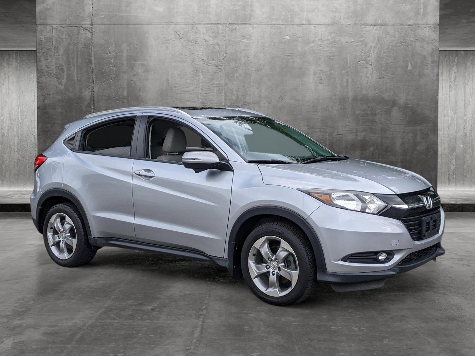 2017 Honda HR-V Vehicle Photo in PEMBROKE PINES, FL 33024-6534