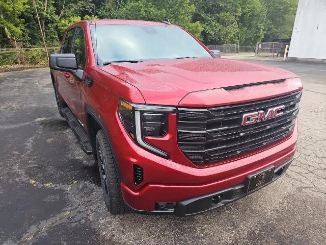 2024 GMC Sierra 1500 Vehicle Photo in GLENSHAW, PA 15116-1739