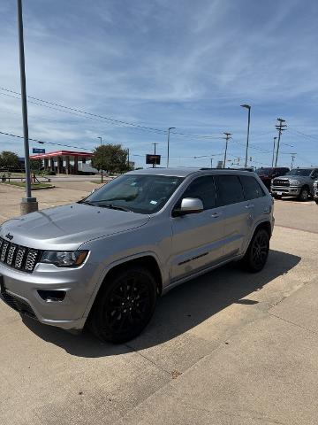 2018 Jeep Grand Cherokee Vehicle Photo in Ennis, TX 75119-5114