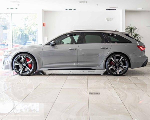 2023 Audi RS 6 Avant Vehicle Photo in Plainfield, IL 60586