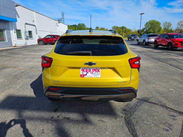 2025 Chevrolet Trax Vehicle Photo in TWO RIVERS, WI 54241-1823