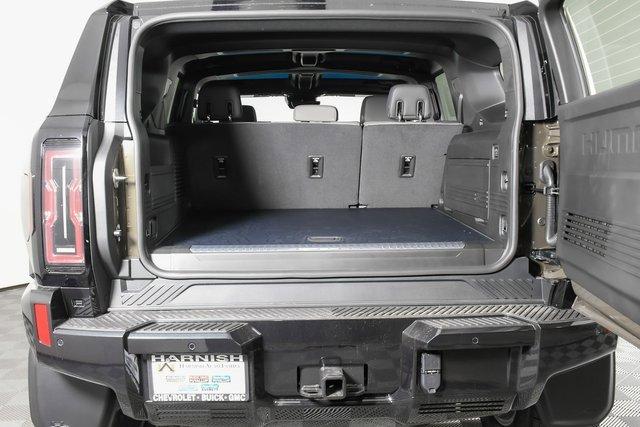 2025 GMC HUMMER EV SUV Vehicle Photo in PUYALLUP, WA 98371-4149