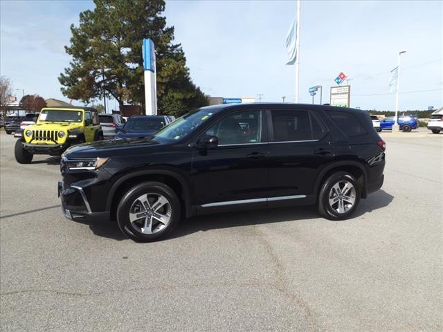 2025 Honda Pilot Vehicle Photo in South Hill, VA 23970