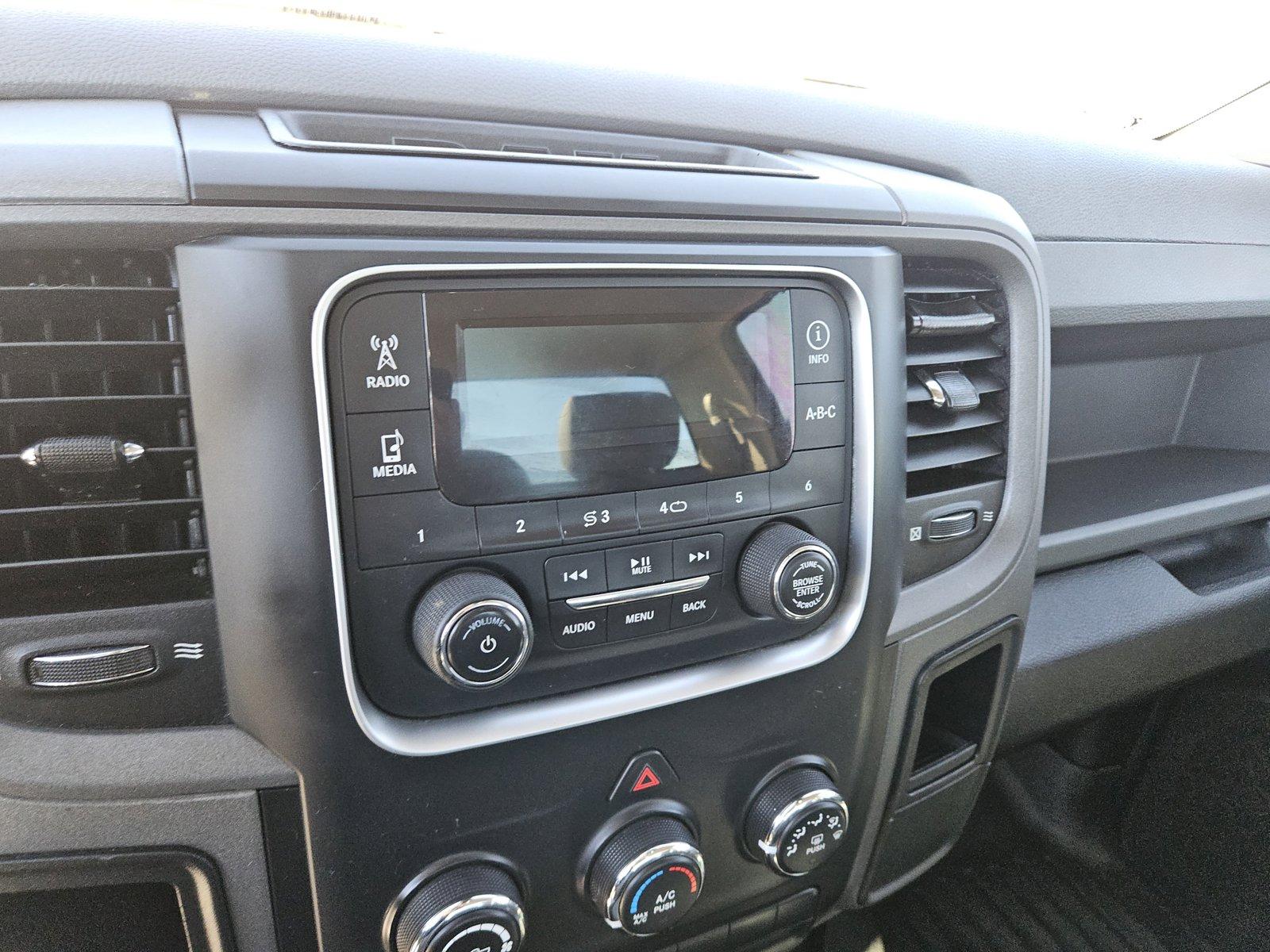 2014 Ram 1500 Vehicle Photo in NORTH RICHLAND HILLS, TX 76180-7199