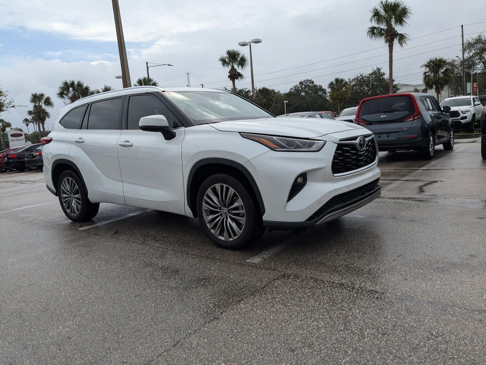 2022 Toyota Highlander Vehicle Photo in Winter Park, FL 32792