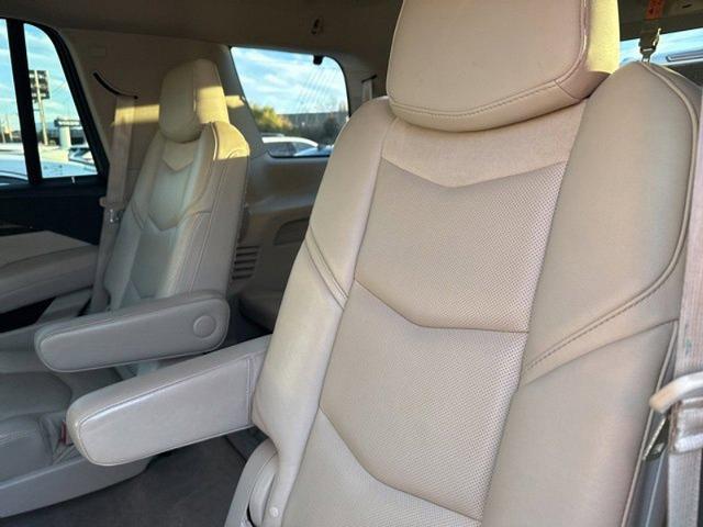 2019 Cadillac Escalade Vehicle Photo in TREVOSE, PA 19053-4984