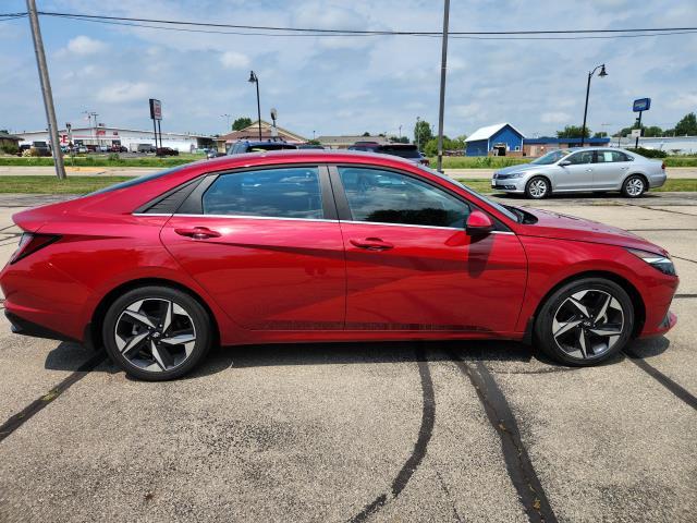 2022 Hyundai ELANTRA Hybrid Vehicle Photo in MONROE, WI 53566-1050