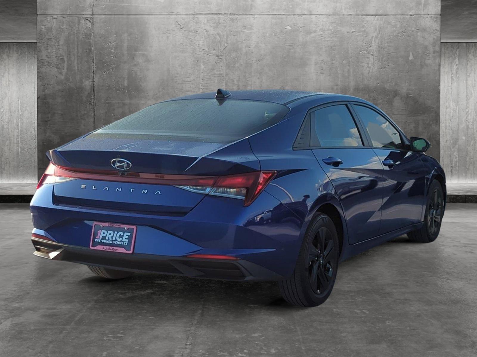 2022 Hyundai ELANTRA Vehicle Photo in Ft. Myers, FL 33907