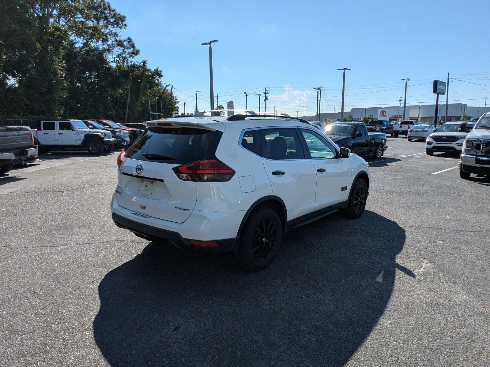 2017 Nissan Rogue Vehicle Photo in Panama City, FL 32401