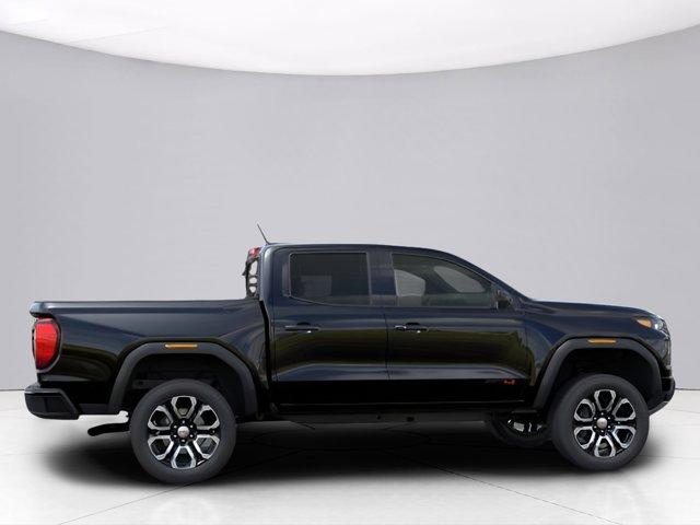 2024 GMC Canyon Vehicle Photo in LEOMINSTER, MA 01453-2952