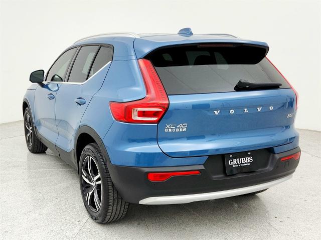 2023 Volvo XC40 Vehicle Photo in Grapevine, TX 76051