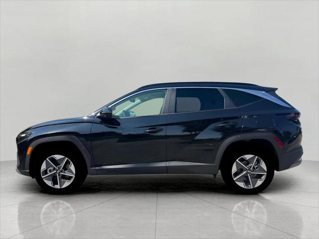 2025 Hyundai TUCSON Hybrid Vehicle Photo in Green Bay, WI 54304