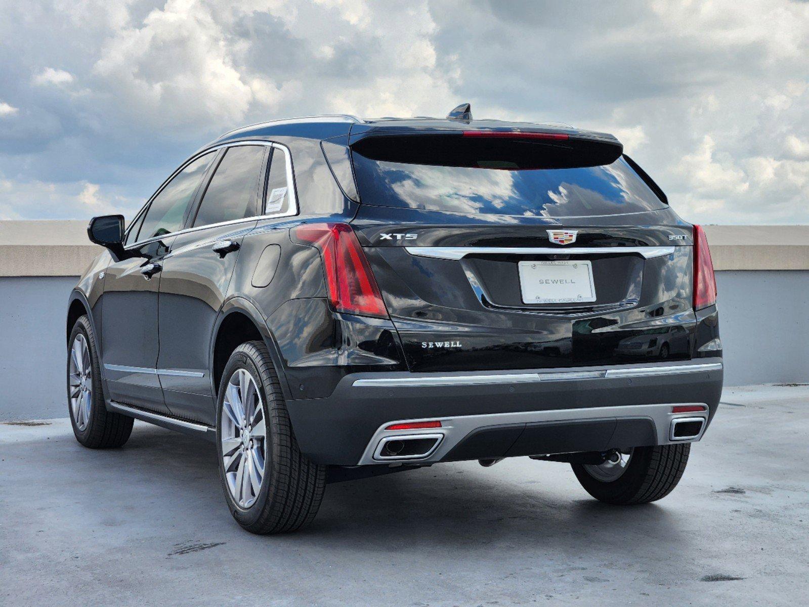 2024 Cadillac XT5 Vehicle Photo in DALLAS, TX 75209-3095