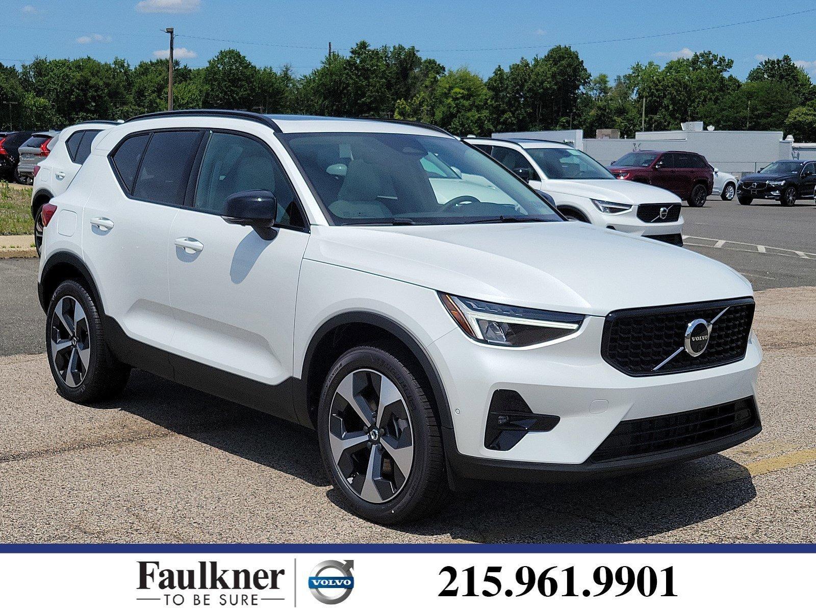 2025 Volvo XC40 Vehicle Photo in Trevose, PA 19053