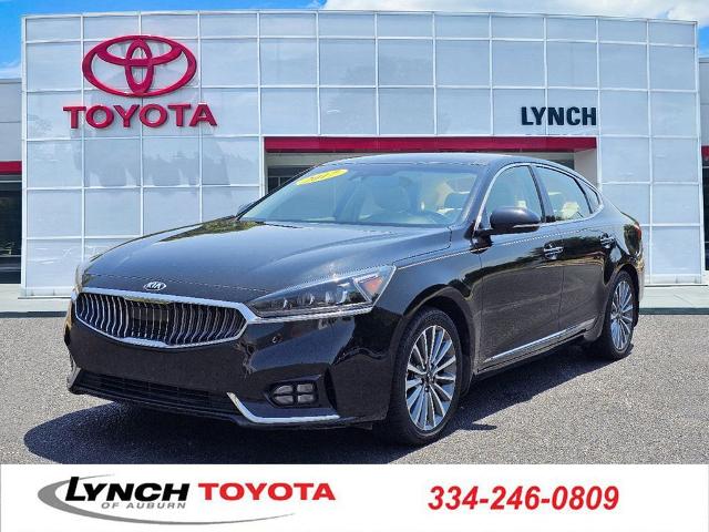 2017 Kia Cadenza Vehicle Photo in Auburn, AL 36832-6638