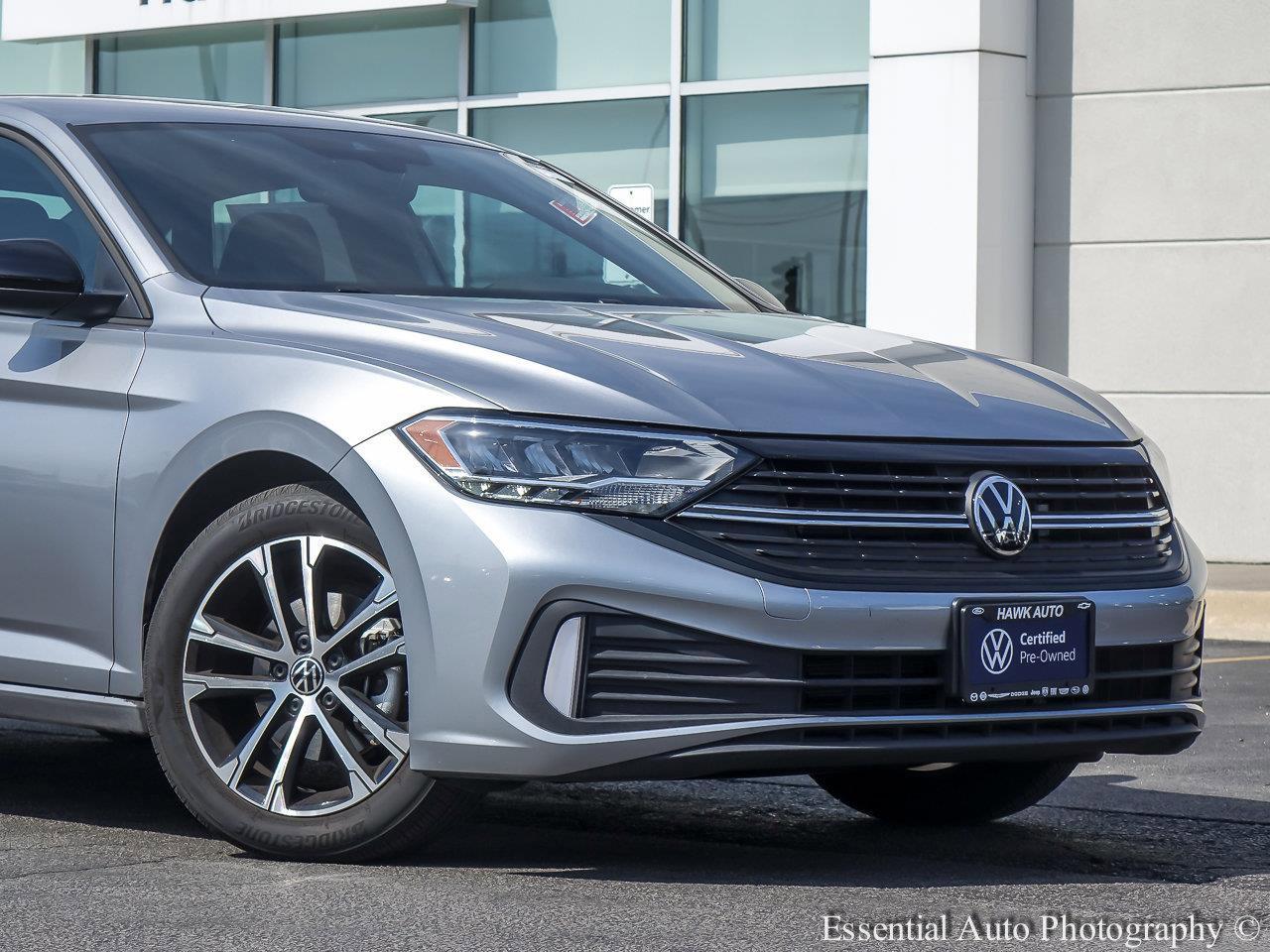 2024 Volkswagen Jetta Vehicle Photo in Saint Charles, IL 60174