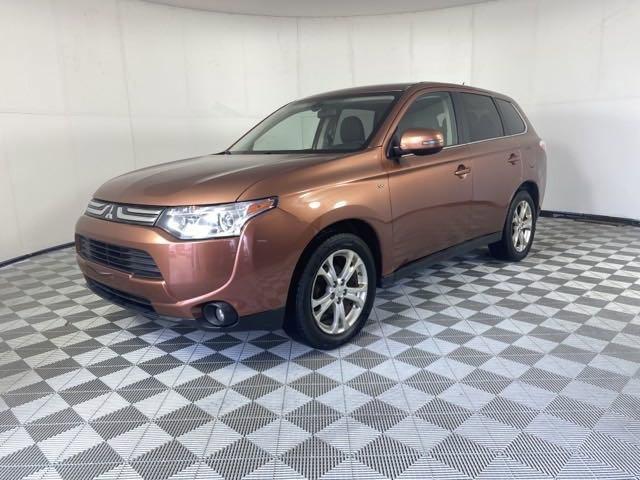 Used 2014 Mitsubishi Outlander GT with VIN JA4JZ4AX3EZ009589 for sale in Medina, OH