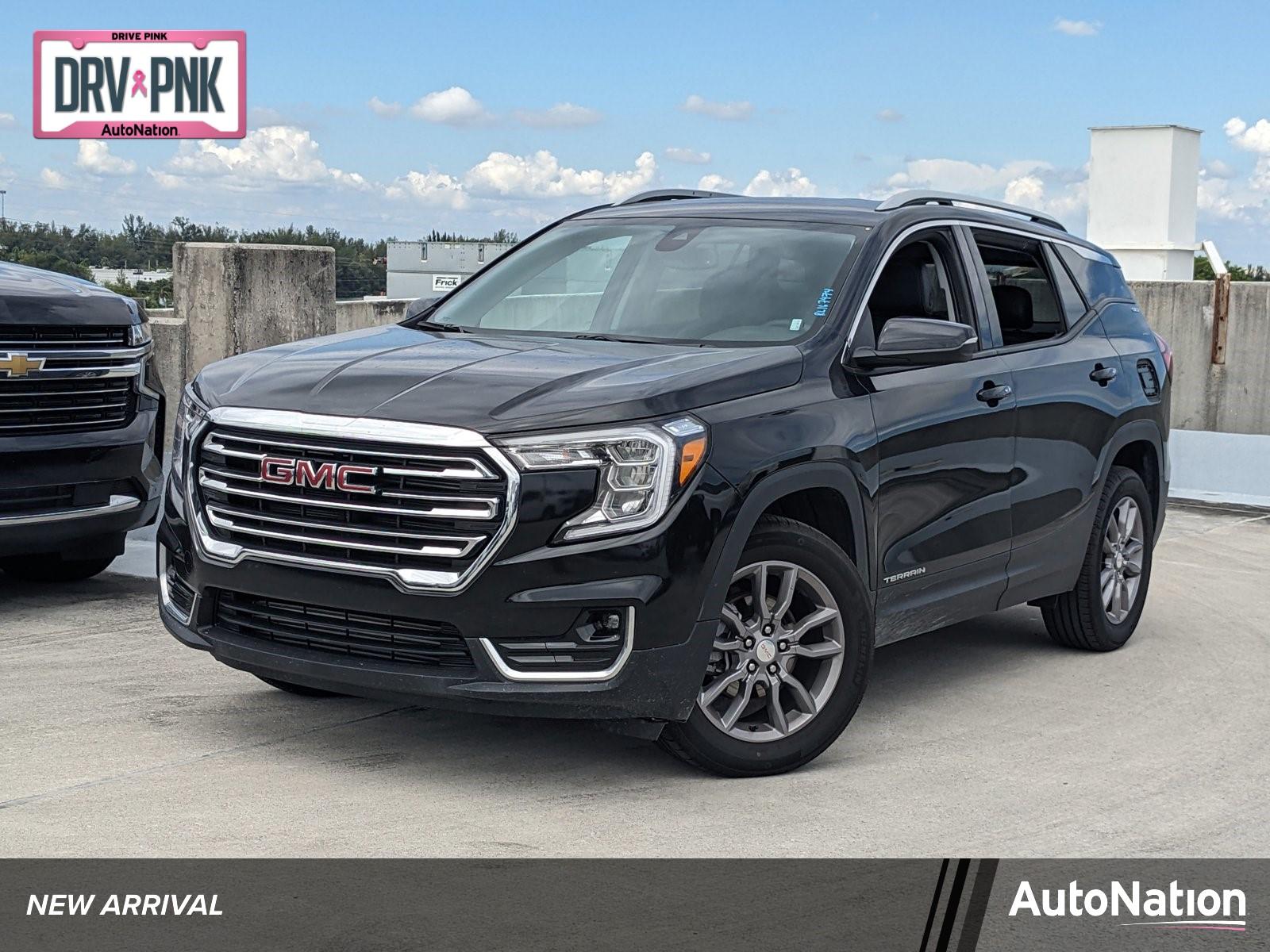 2024 GMC Terrain Vehicle Photo in MIAMI, FL 33172-3015