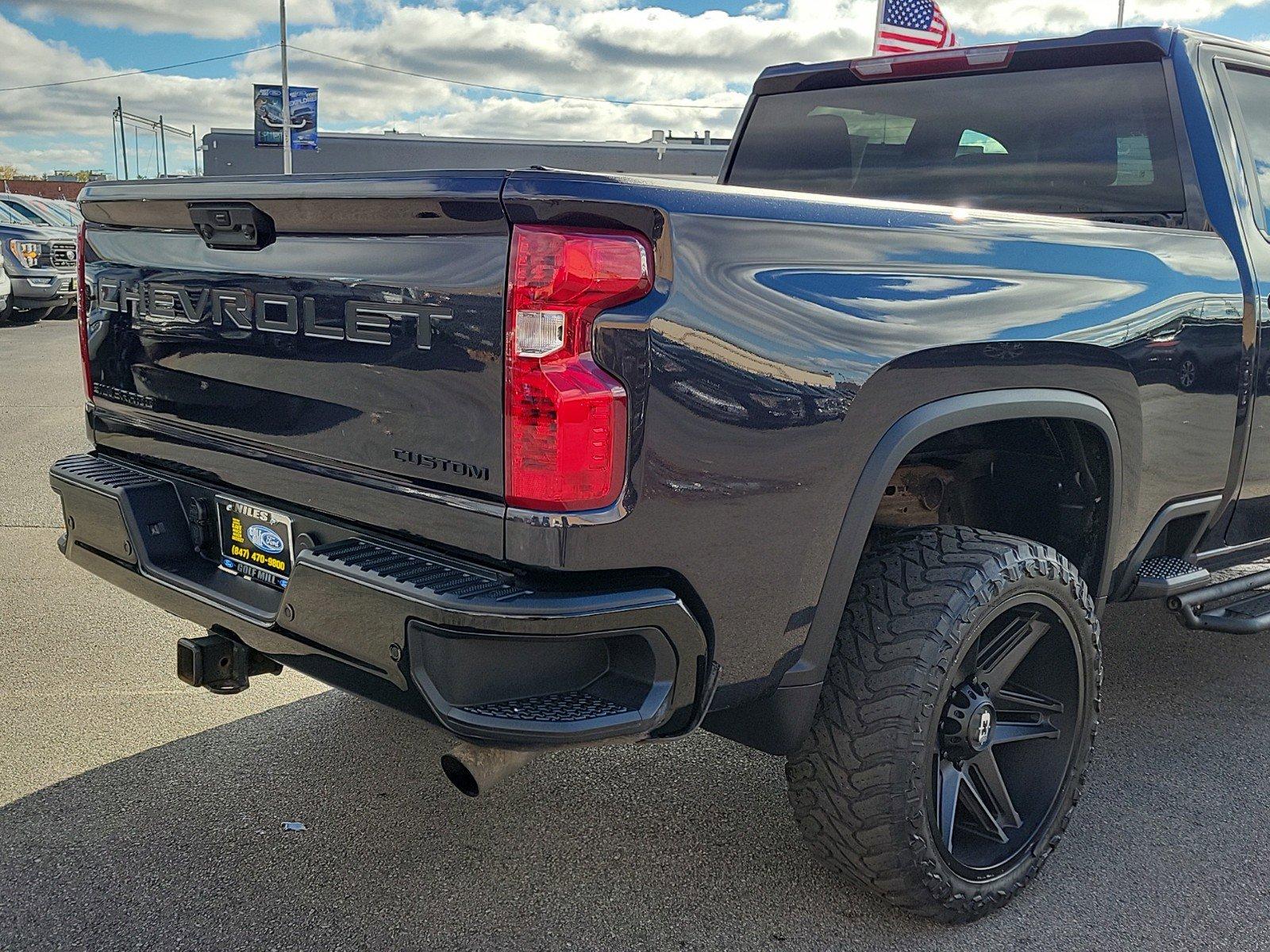 2024 Chevrolet Silverado 2500 HD Vehicle Photo in Saint Charles, IL 60174