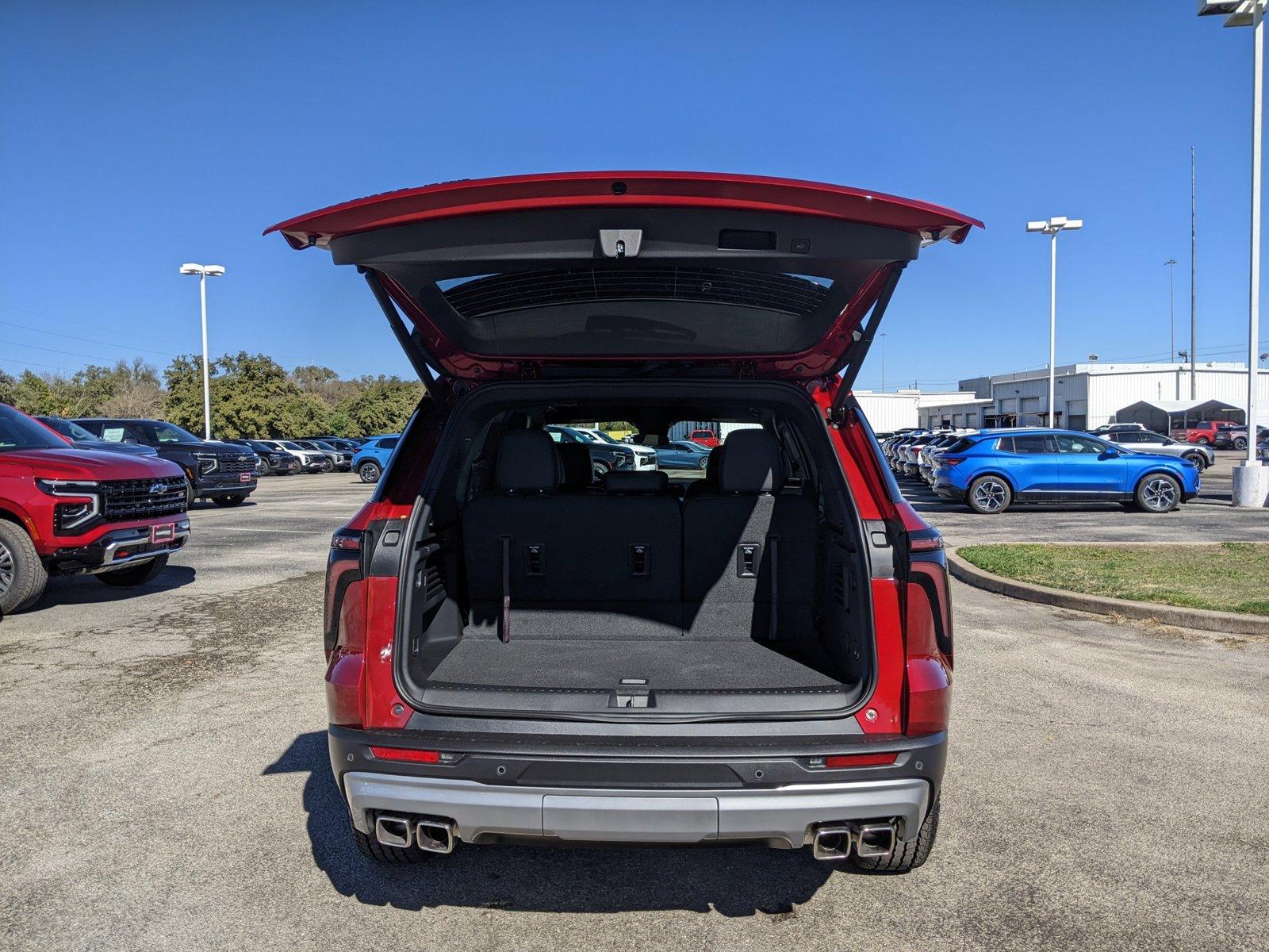 2025 Chevrolet Traverse Vehicle Photo in AUSTIN, TX 78759-4154