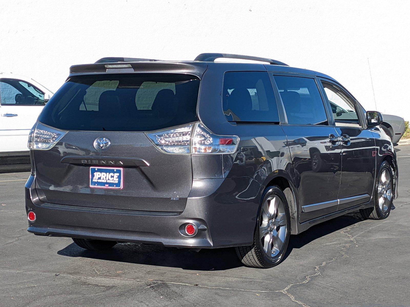 2012 Toyota Sienna Vehicle Photo in VALENCIA, CA 91355-1705