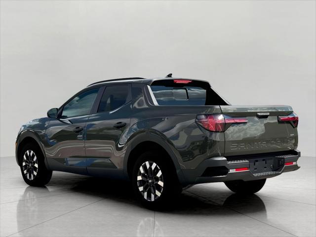 2025 Hyundai SANTA CRUZ Vehicle Photo in Green Bay, WI 54304