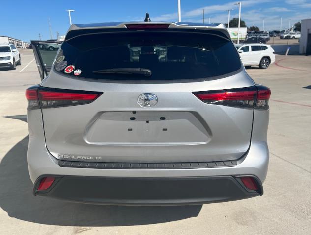 2023 Toyota Highlander Vehicle Photo in WEATHERFORD, TX 76087